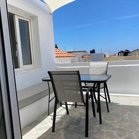 Апартаменты Iakovos' Luxury Penthouse Тинос Экстерьер фото